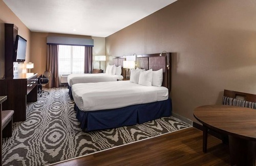 Williston Hotel | Best Western Plus Williston Hotel & Suites