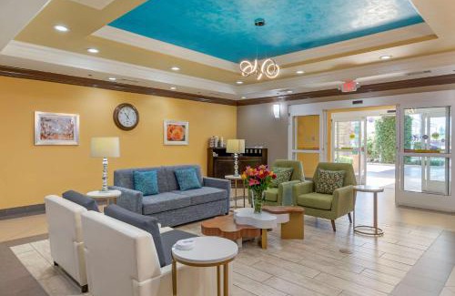 Wasco Hotel | Best Western Plus Wasco Inn & Suites