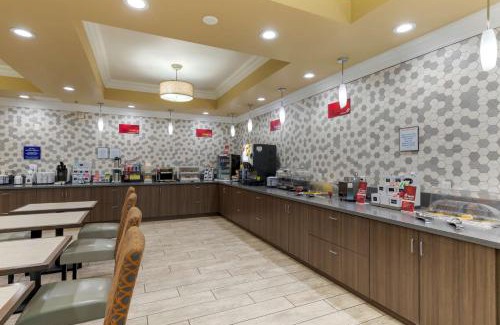 Wasco Hotel | Best Western Plus Wasco Inn & Suites