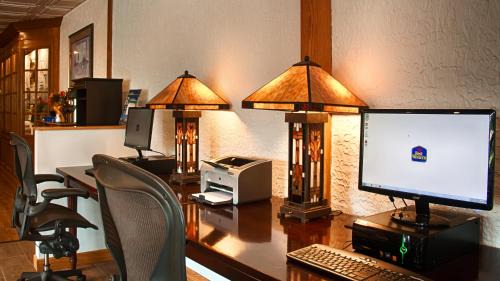 Galesburg Hotel | Best Western Prairie Inn & Conference Center