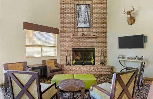 Overgaard Hotel | Best Western Sawmill Inn