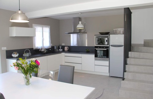 Rochefort-du-Gard House | Between Avignon, Orange and Nimes villa with private pool and garden