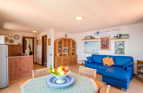 Lacona Villa | Between dreams and stars, Villa Capo Stella stands majestically on the cliff and is embraced by the