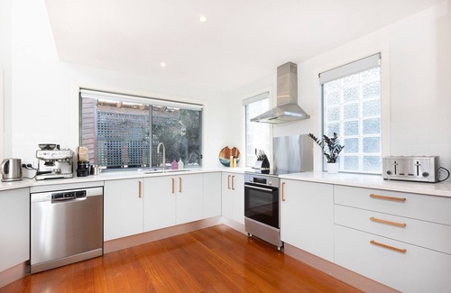 Forster House | Between the ocean & the lake