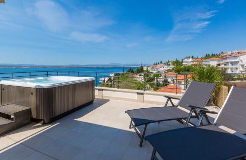 Dramalj Apartment | Bezauberndes Studio nur 100 Meter zum Strand mit Sauna, Whirlpool, Meerblick, WiFi