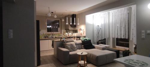 Bydgoszcz Villa | Biały domek z ogrodem, 3 sypialnie