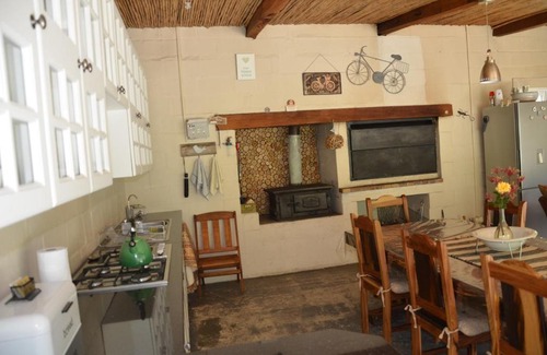 Barrydale House | Bibi's Joy