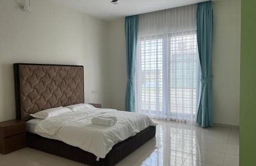 Lumut House | Bichrome Marina Island Private Villa Pangkor Lumut