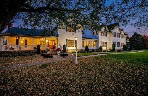 Plymouth Hotel | Biddle Point Inn