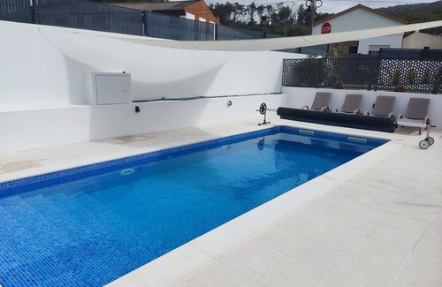Quiaios House | Bienvenue au Paradis Marin : Villa Avec Piscine Chauffée à 5 Minutes de la Plage