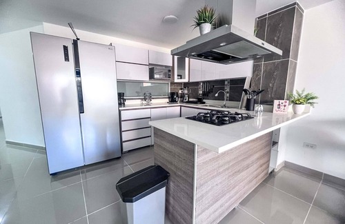 Laureles Apartment | Big apartment 3 bed, Laureles the coolest neighborhood