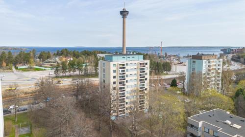 Tampere Apartment | Big Apartment, 4 Bedrooms, Sauna, free parking - EV Charging