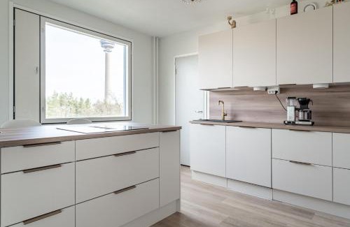 Tampere Apartment | Big Apartment, 4 Bedrooms, Sauna, free parking - EV Charging