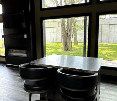 Town of Sullivan House | Big Cat Bungalows at The Haven - Lion 2