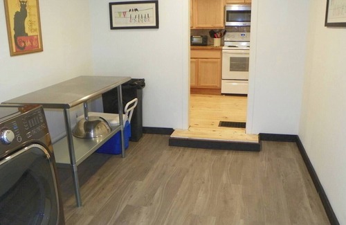 Grove City House | Big Darby Creek Cottage