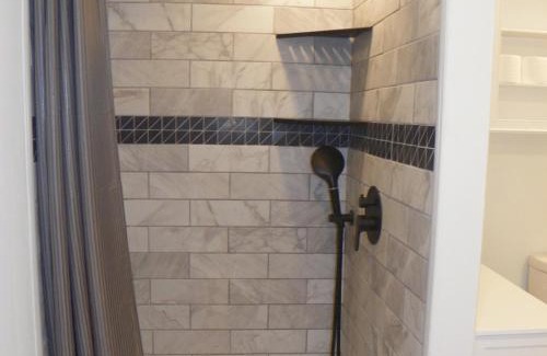 Grove City House | Big Darby Creek Cottage