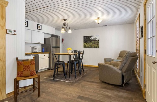 Leakey House | Big Fern Cabin in Leakey