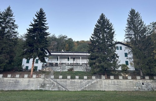 Antey-Saint-Andre House | Big house Italian alps for groups of 10 to 70 nmin 3 days ,2 pers contact web!