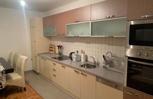 Pejë Apartment | Big spacious apartment in Pej center with WI-FI