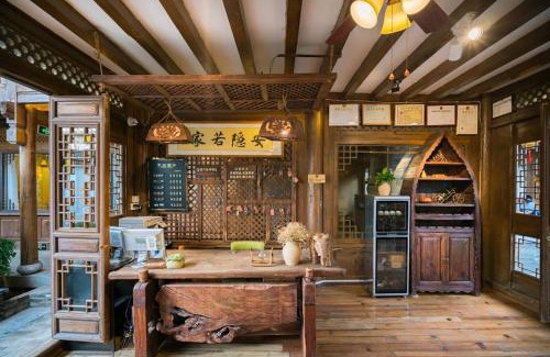 Dayan Old Town House | Big Tree Guesthouse - Naxi old style