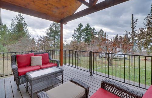 Woods Bay House | Bigfork Cottage with Lake Views 5 Mi to Downtown