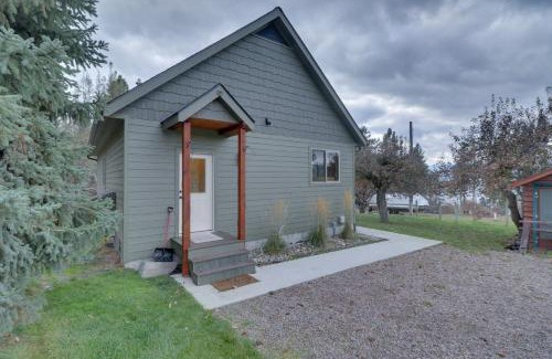 Woods Bay House | Bigfork Cottage with Lake Views 5 Mi to Downtown