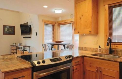Bigfork House | Bigfork Townhome on the Golf Course