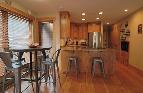 Bigfork House | Bigfork Townhome on the Golf Course