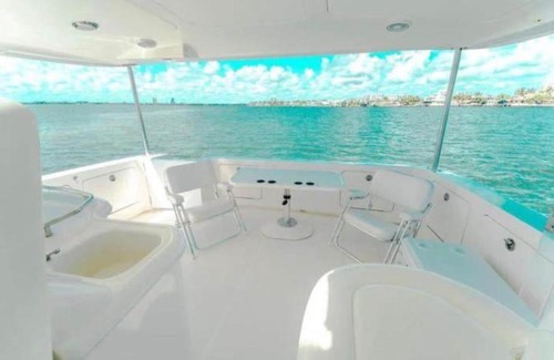 Punta Sam Boat Rental | Billionaire Yach Resort - Marina Costa Mujeres