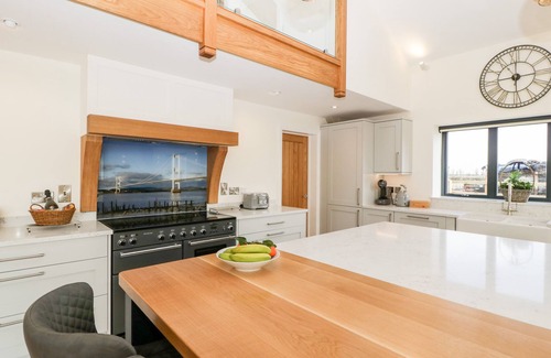 Pilning Cottage | Bilsham Meadows