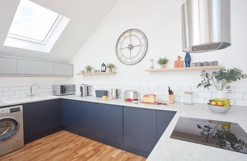 St. Agnes House | Birch House, situated just outside of the beautiful lively village of St Agnes and only 1.5 miles fr