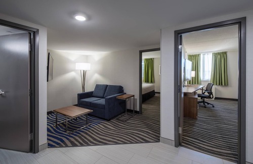 St. James Hotel | Birchwood Inn, BW Premier Collection