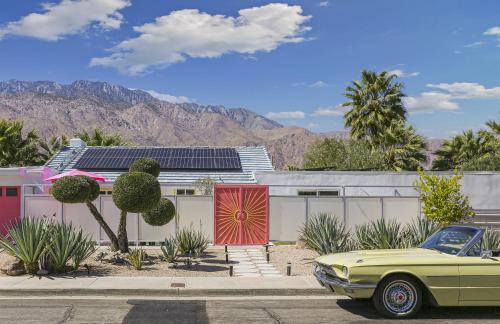 Palm Springs House | Birdcage Palm Springs - A Ryson Property