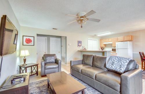Gautier Apartment | Birding, Beaches and More Cozy Gautier Condo