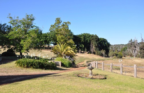 Balingup Cottage | Birdwood Park Estate Farm Stay