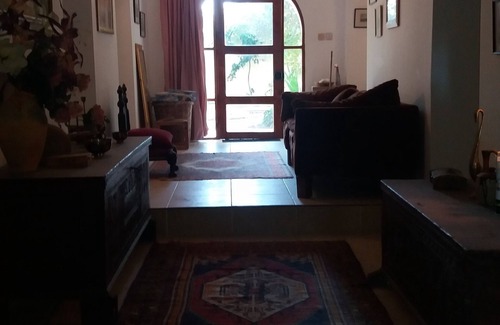 Bellapais Villa | Bitter Lemons Villa in Bellapais Village