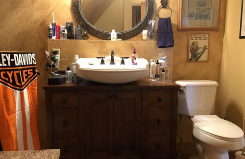Stevensville Condo | Bitterroot Man Cave Getaway