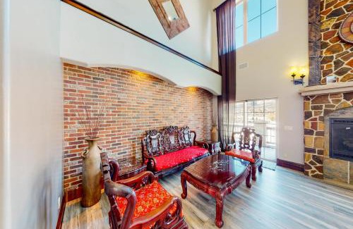 Gypsum House | Black Bear Lodge