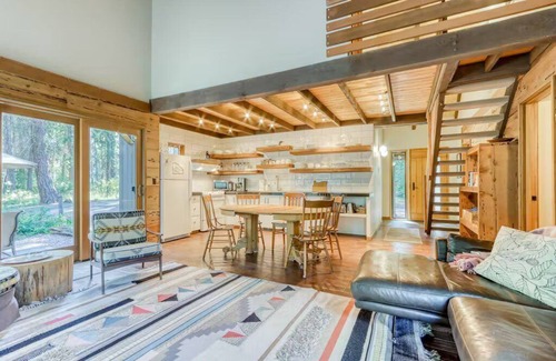 Black Butte Ranch House | Black Butte Ranch Golf Home 212