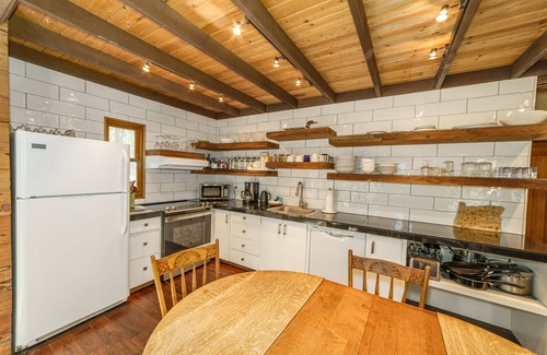 Black Butte Ranch House | Black Butte Ranch Golf Home 212
