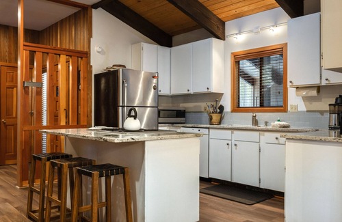 Black Butte Ranch House | Black Butte Ranch Golf Home 248