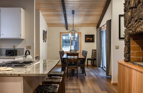 Black Butte Ranch House | Black Butte Ranch Golf Home 248