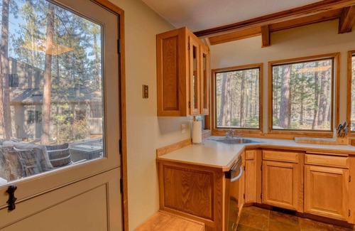Black Butte Ranch House | Black Butte Ranch Glaze Meadow 006