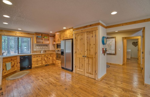 Black Butte Ranch House | Black Butte Ranch South Meadow 101