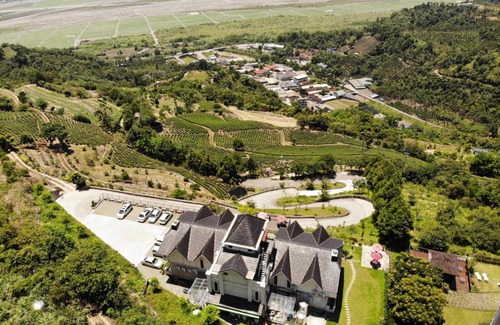 Datong House | Black Chimney