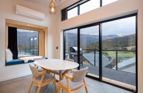 Lake Crackenback House | Black Diamond Crackenback