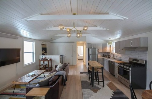 Parksville Cabin | Black Fern Lake: Lake Swimming nr Livingston Manor