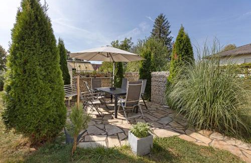 Uehlingen-Birkendorf Apartment | Black Forest Home