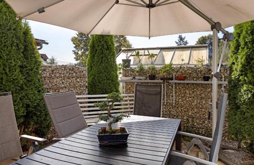 Uehlingen-Birkendorf Apartment | Black Forest Home