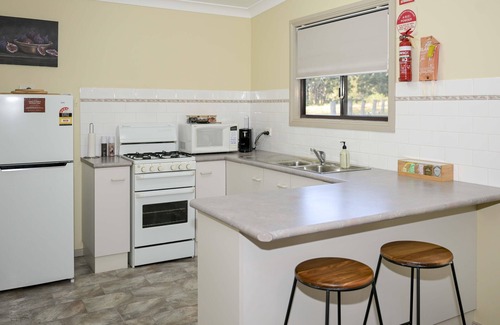 Pokolbin Cabin | Black Wattle Cabin 10 - 2 bedroom with 2 x queen beds
